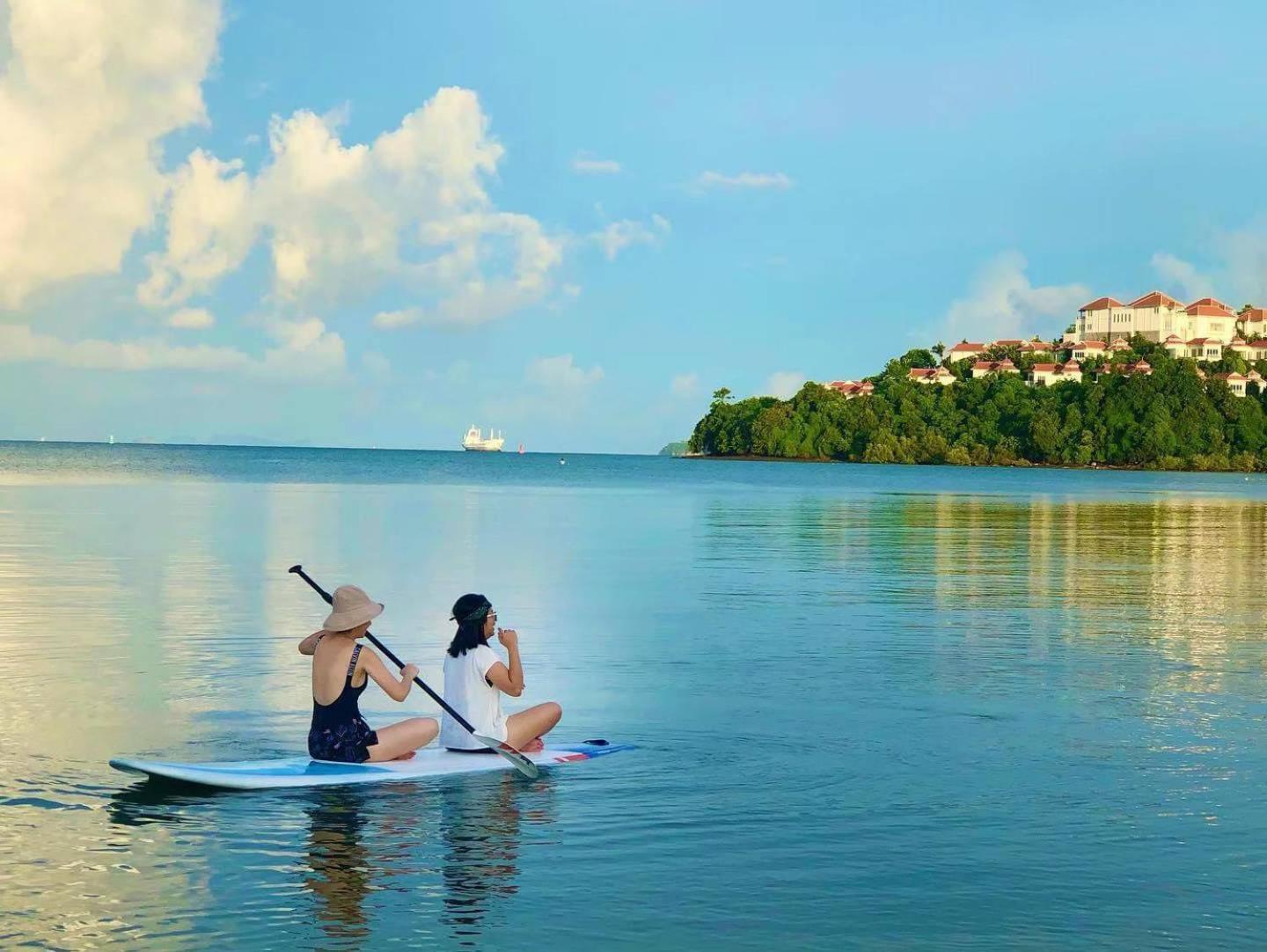 Charcoal Panwa Beach Phuket Ban Tha Khreng Exterior foto